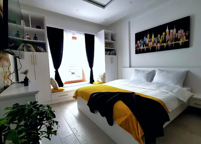 Golden Sky N Lux 57 Milmari & Apartman